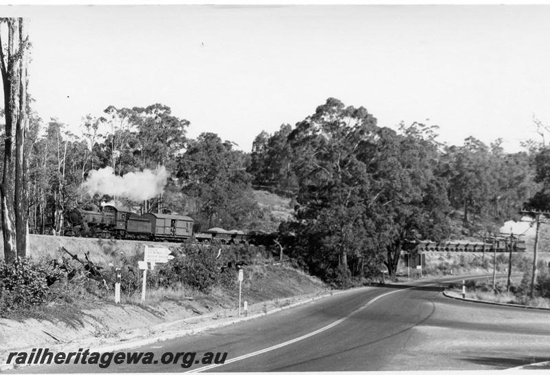 P18565
FS class 452, FS class 423, on ballast train, between Donnybrook and Brookhampton, PP line
