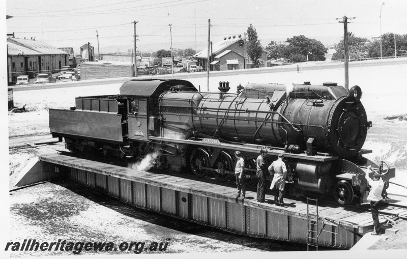 P18585
S class 547 