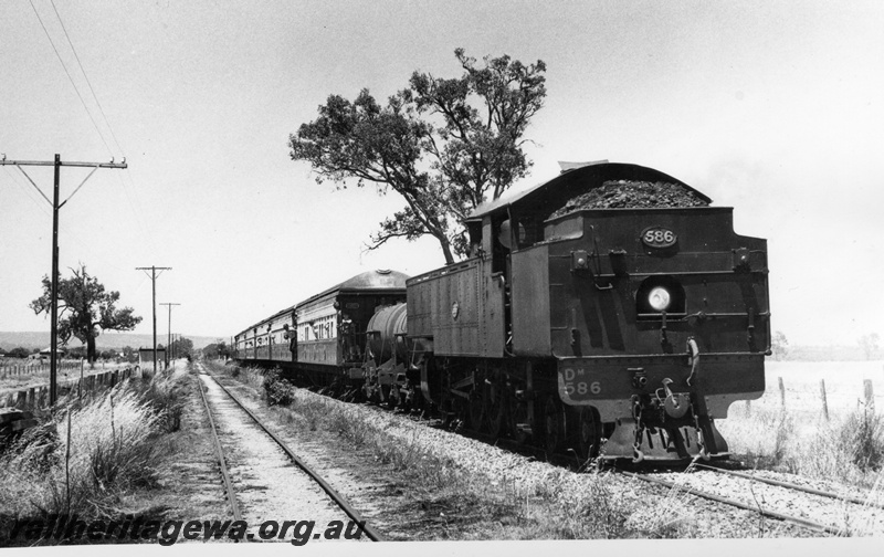 P18593
6 of 7 images of DM class 586 on ARHS tour train to Gingin on MR line, bunker leading, Millendon, MR line, staff change
