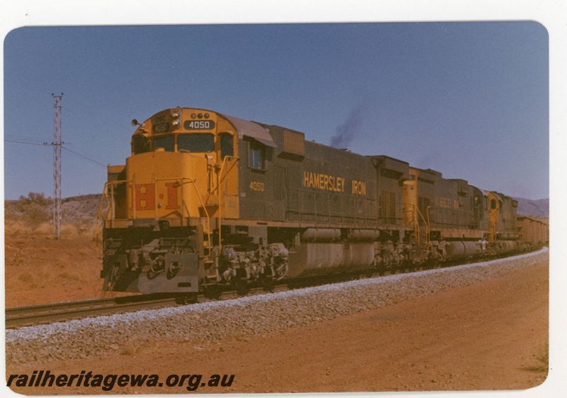 P18952
Hamersley Iron (HI) M636 class 4050 heads a empty ore train to Tom Price mine.
