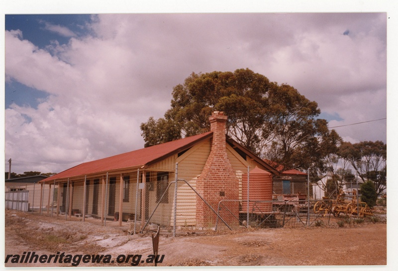 P18997
Barracks, Ongerup, out of use and fenced off, side and end view
