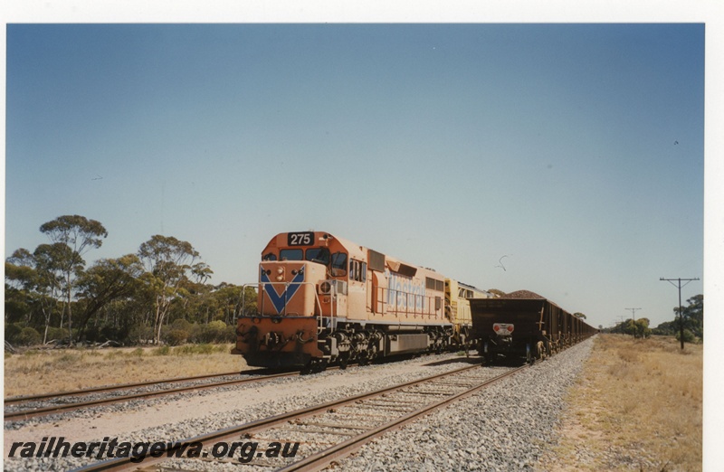 P19082
Westrail L class 275 near Norseman. CE line.
