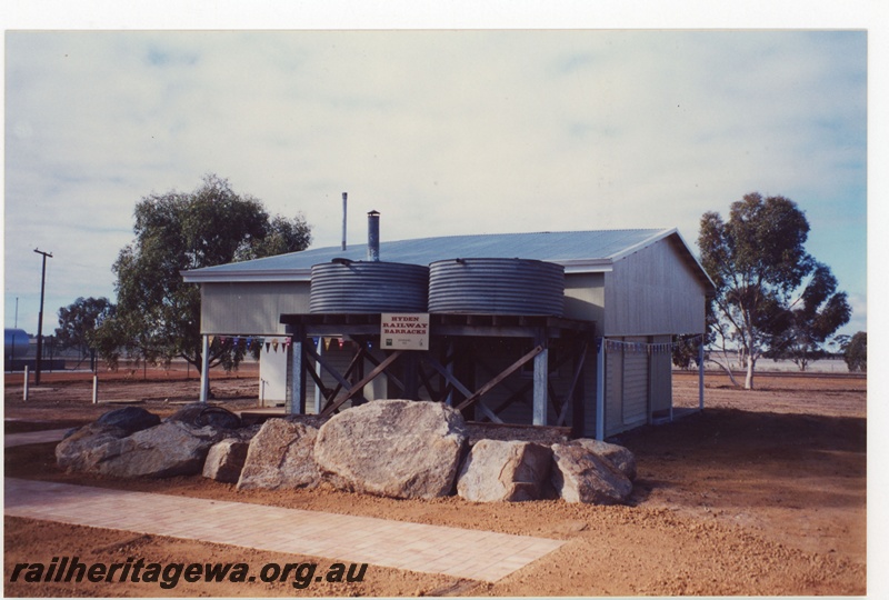 P19110
Hyden -railway barracks. LH line.
