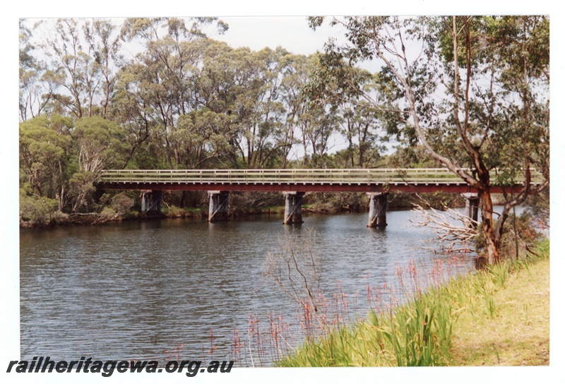 P19303
Denmark railway bridge, now a part of a walking trail, side view. D line
