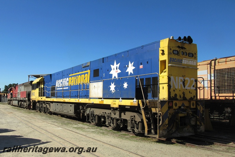 P19313
Pacific National NR class 22 coupled to Mineral Resources MRL class 002 