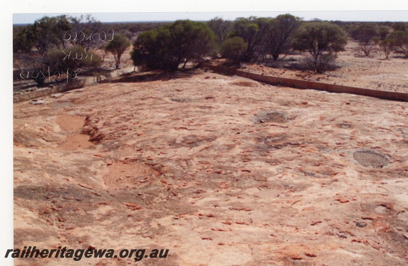 P19336
Coongoo Rock, catchment wall, Coongoo, NR line
