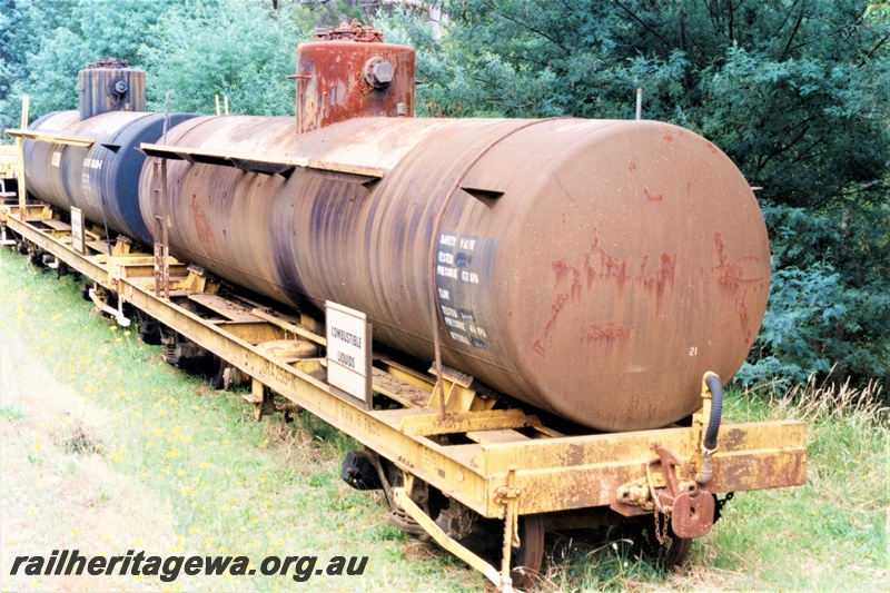 P19403
JRA class 255 tank wagon in 