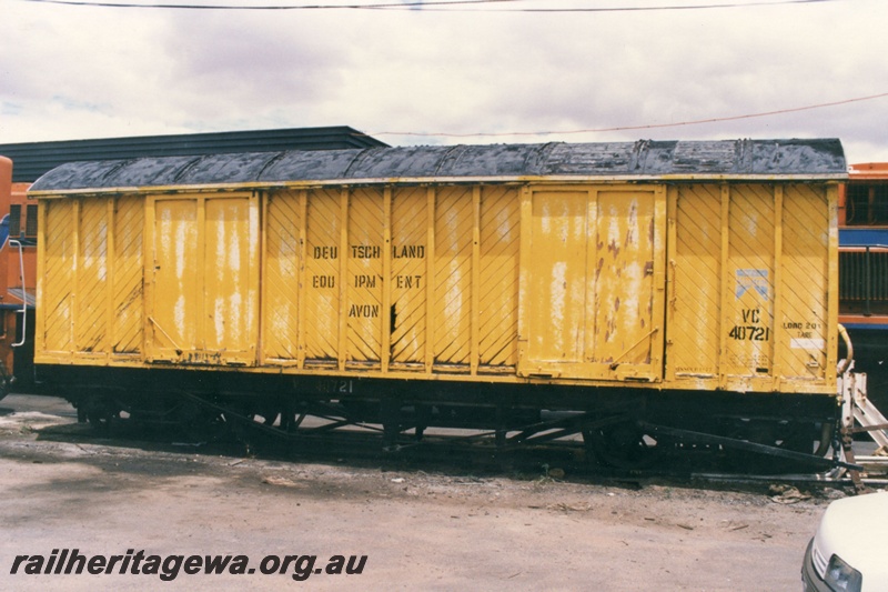 P19417
4 of 4 views of VC class 40721, ex VA 40721, ex MRWA LC class van, accident van carrying Deutschland re railing equipment, Yellow livery with 