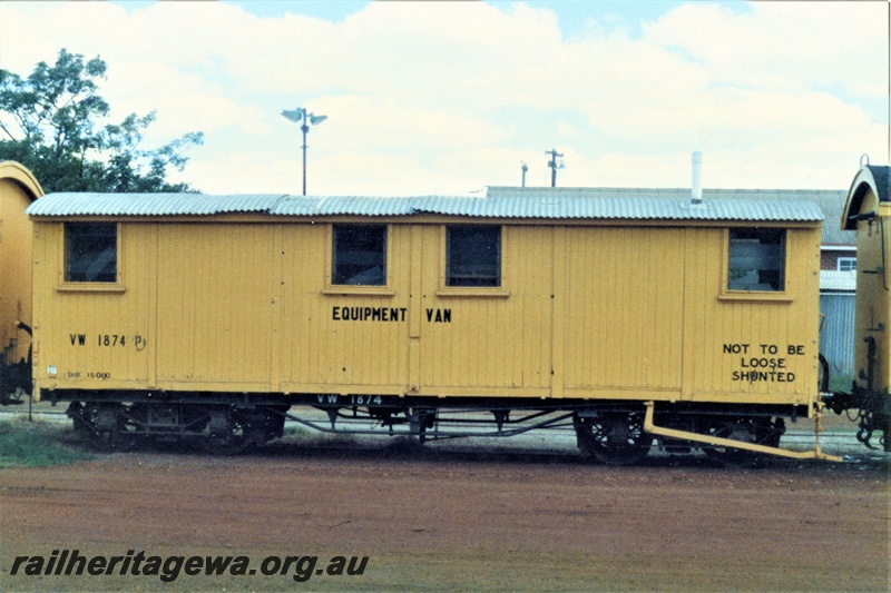 P19431
VW class 1874, ex V class van, in yellow livery with 