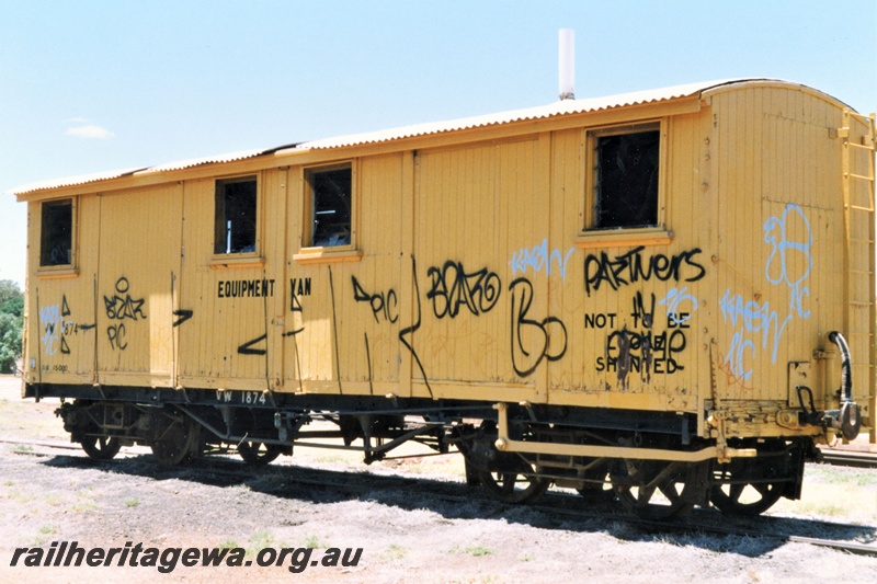 P19433
VW class 1874, ex V class van, in yellow livery with 