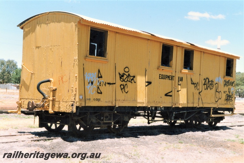 P19434
VW class 1874, ex V class van, in yellow livery with 