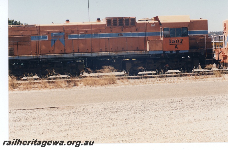 P19469
7 of 13 images of A class diesels en route to New Zealand, A class 1507, side view

