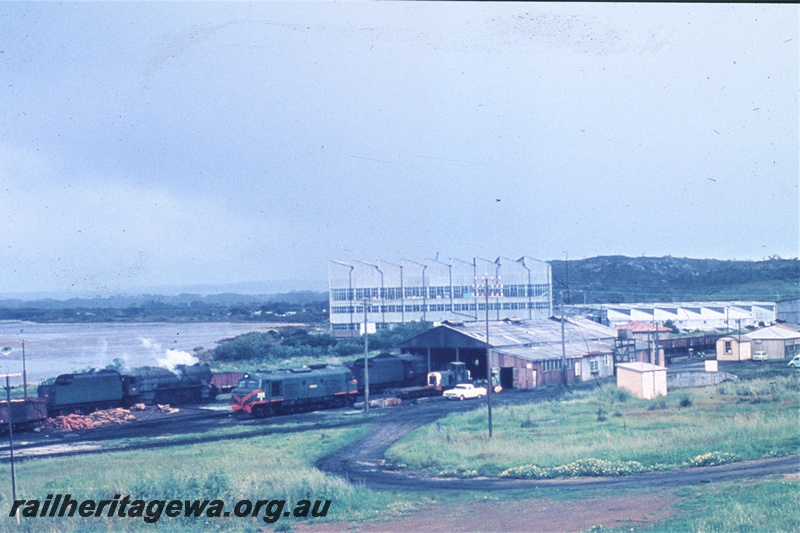 P19588
V class, X class, another V class, Z class, loco shed, Albany loco depot, GSR line elevated over all view of the loco depot
