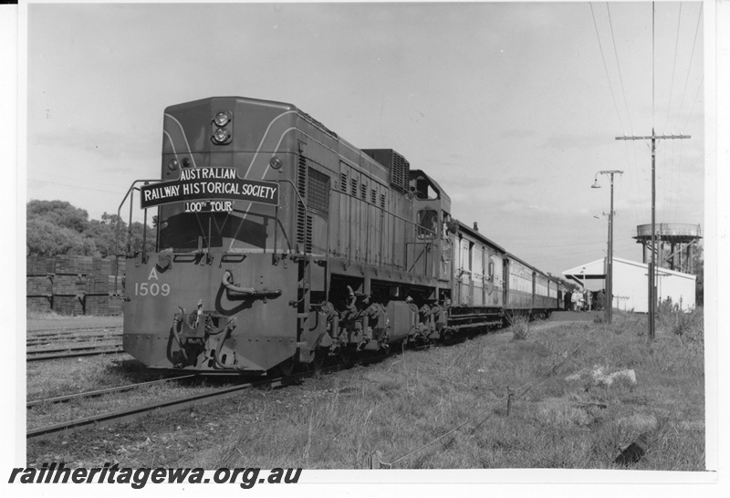 P19633
A class 1509 ARHS 100th Tour at Yarloop. SWR line.
