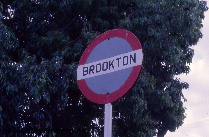 P19731
Station nameboard, Brookton, GSR line
