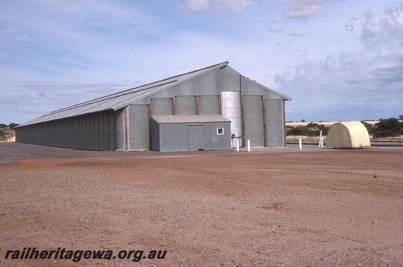 P19741
Wheat bin, Goomalling, EM line
