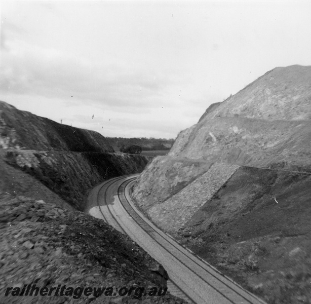 P19920
Windmill Hill cutting, Toodyay. Photo taken soon after track laying complete.  
