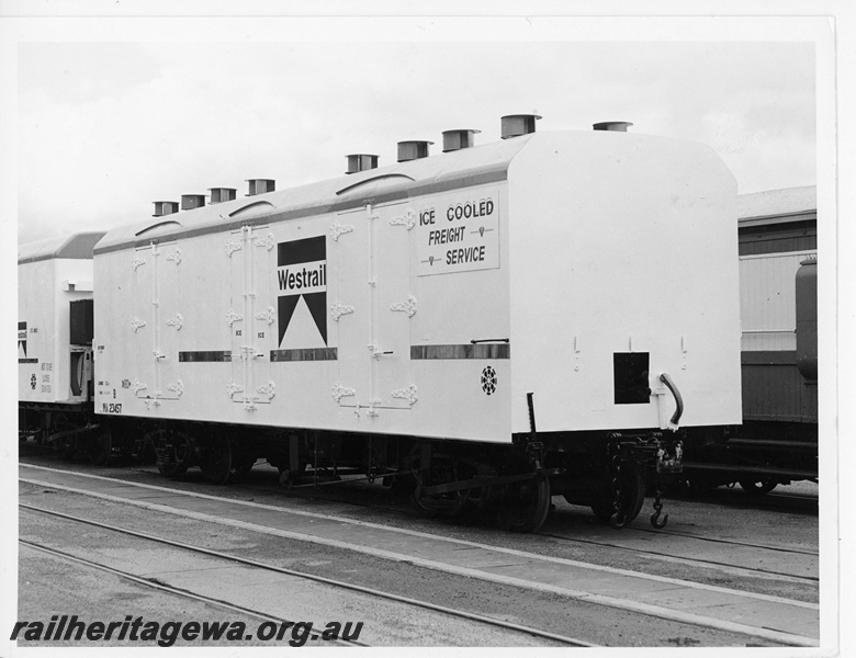 P20003
WA class 23457 wagon with Westrail tooth logo and 