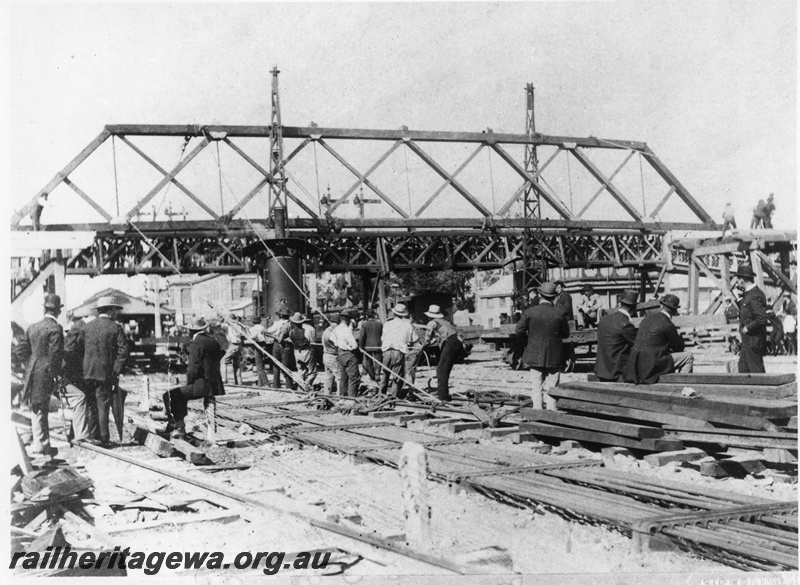 P20282
Perth Railway Station - construction of William Street pedestrian bridge. This was prior to the construction of the Horseshoe Bridge. ER line
