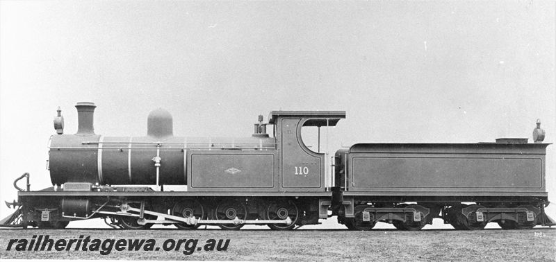 P20476
O class 110, the number on the cab not being a WAGR road number for this class, builders photo, side view
