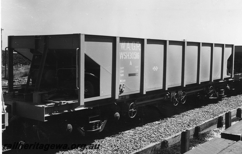 P20553
WSH class 30516 standard gauge ballast wagon built by Tomlinsons Steel, end and side view
