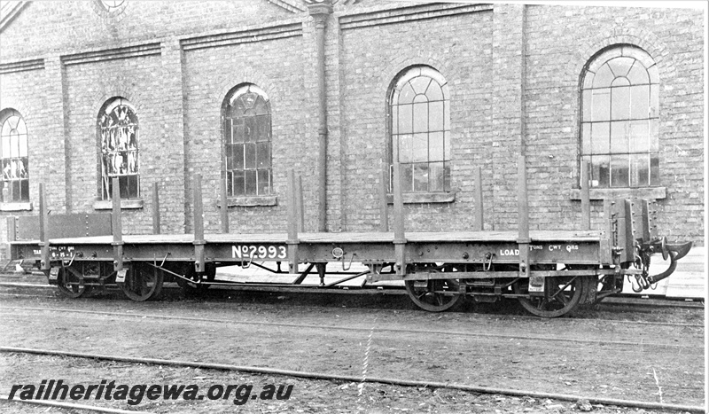 P20573
Q class 2993 timber wagon, built by Midland Carriage and Wagon, side and end view
