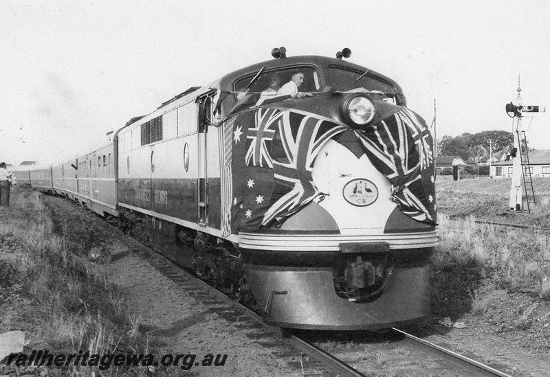 P20717
GM class 1 hauling the inaugural Trans Australian into Kalgoorlie. EGR line.
