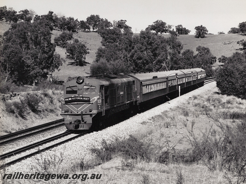 P20852
X class 1030 