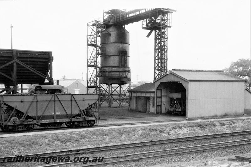 P21114
XA class 5912 hopper wagon, coal stage, sheds, tracks,  East Perth sheds, ER line, side view
