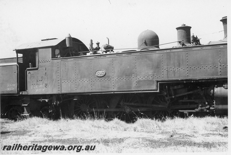 P21176
DD class 592, marked BLR MT 30.5.71, Midland, ER line, side view
