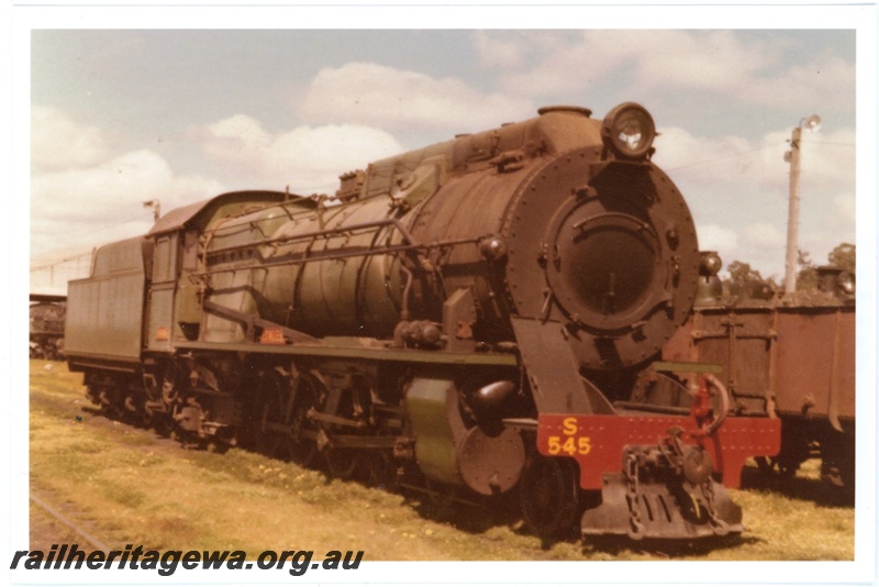 P21327
WAGR S class 545 Dale 4-8-2 steam loco stowed at Collie, side and front view
