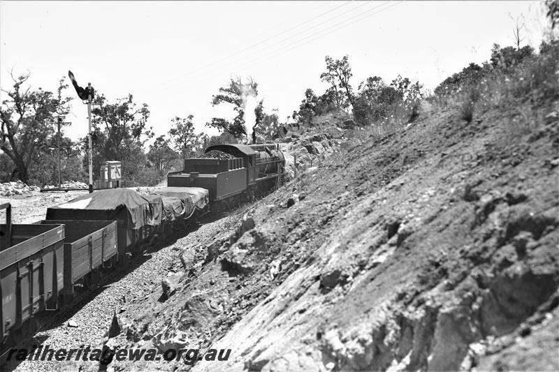 P21509
S class loco on goods train with covered and uncovered wagons, entering deviation cutting, upper quadrant signal, Swan View, ER line, view from cutting slope
