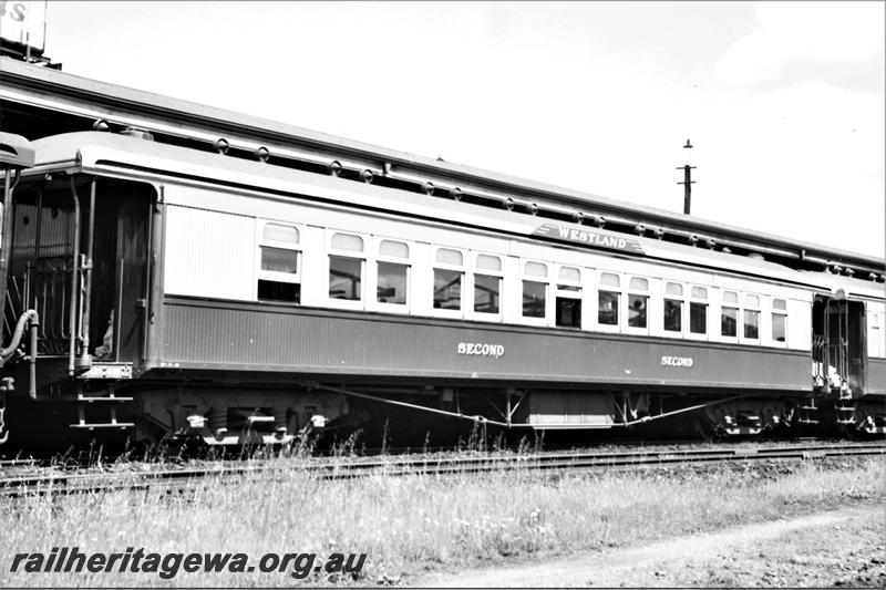 P21566
ARS class, second class wooden frame sleeper carriage, with 