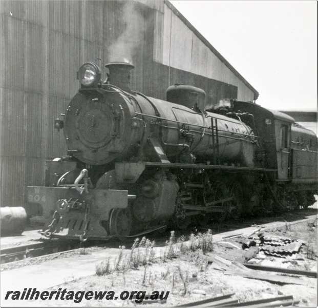 P21787
W class 904 at Bunbury Locomotive depot. SWR Line
