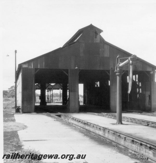 P21814
Steam locomotive depot Merredin. EGR line.
