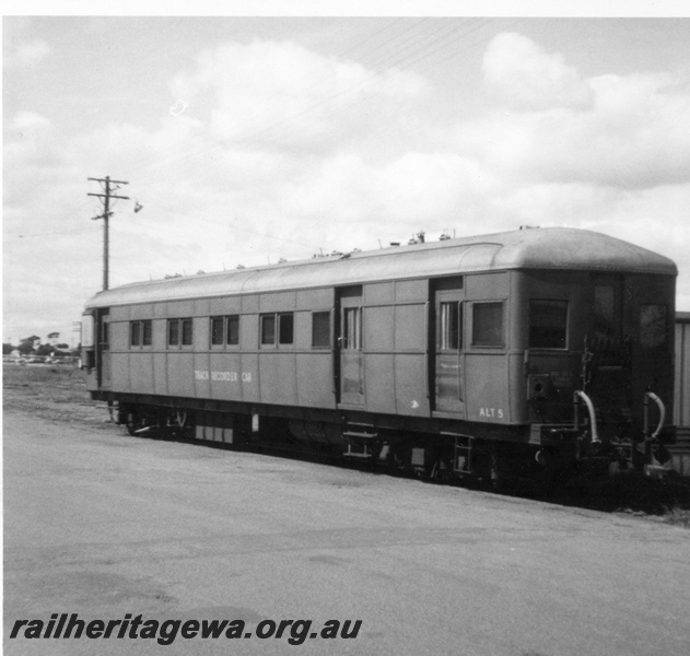 P21816
ALT class 5 Track Recording Car. Midland. ER line.
