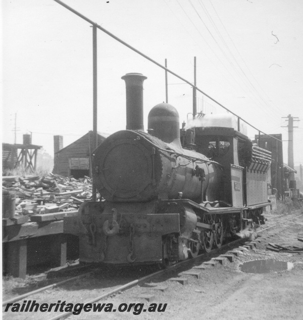 P21826
State Saw Mill G class No 7, wooden platform, timber, Pemberton, PP line, front and side view
