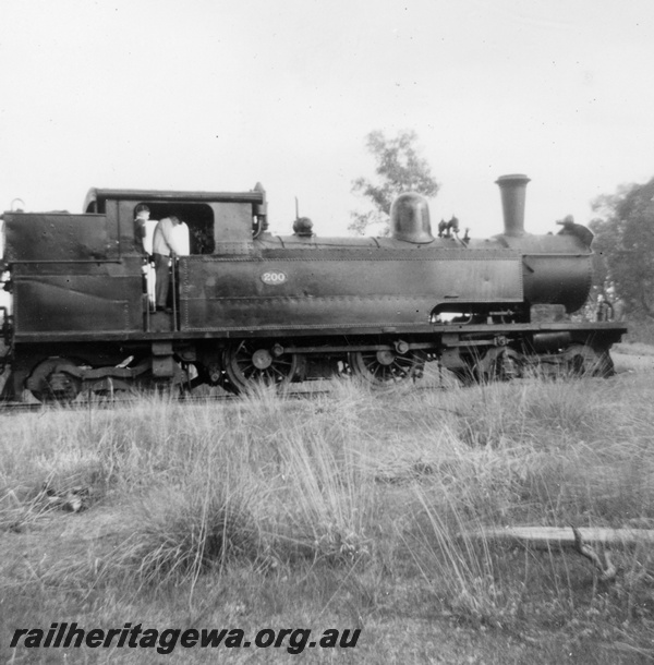 P21982
N class 200 ARHS Tour  train between Jandakot and Armadale. Photo of locomotive. SWR line.
