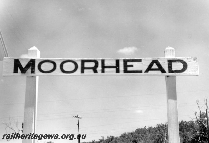 P22001
Station nameboard, Moorhead, BN line
