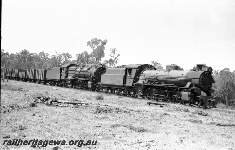 P22093
W class 904 & S class 546 