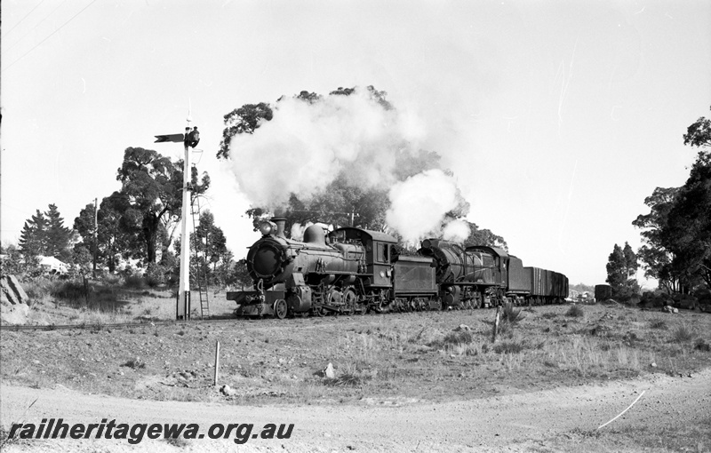 P22133
F class 461 & S class 544 