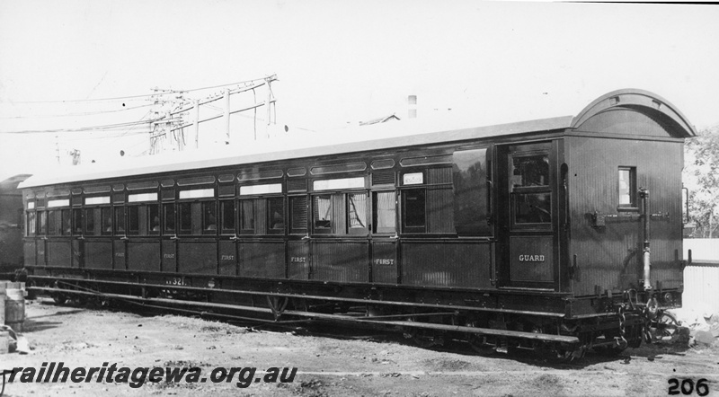 P22246
AU class 321 first class suburban brake car, side and end view
