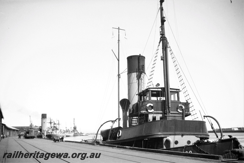 P22431
Tugboat 