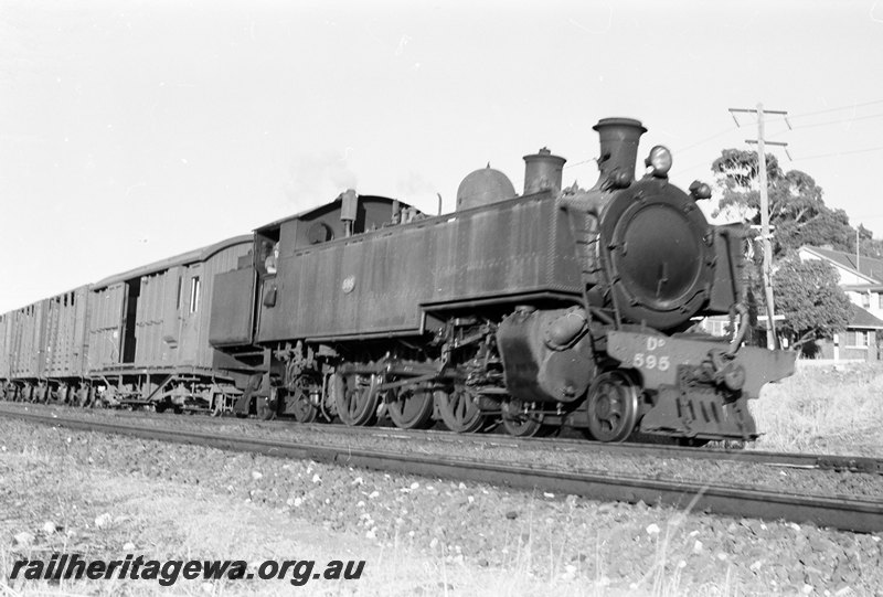 P22728
DD class 595down Midland stock train near Mt Lawley. ER line.
