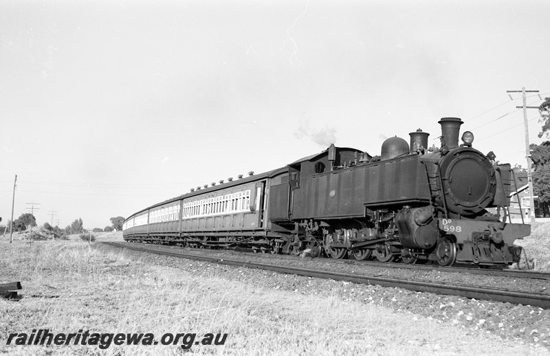 P22735
DD class 598  down Midland passenger train approaching Mt Lawley. ER line.
