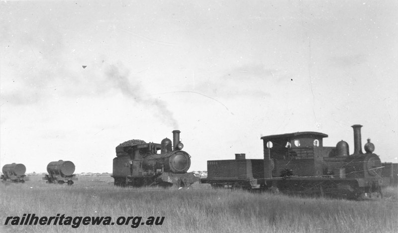 P22748
H class 22, G class 32, two H class 8804(J)s, Port Hedland, PM line, c1948-1954
