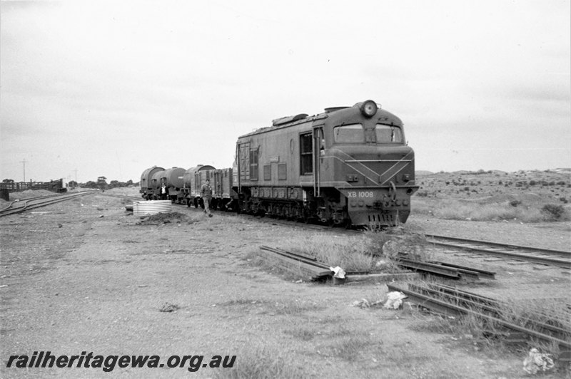 P22809
XB class 1008, on northbound No 191 goods 