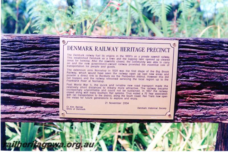 P23085
Sign 