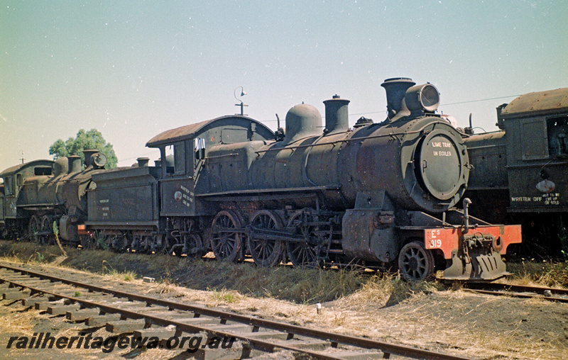 P24145
Es class 319, written off, Midland workshops, ER line, side and front view
