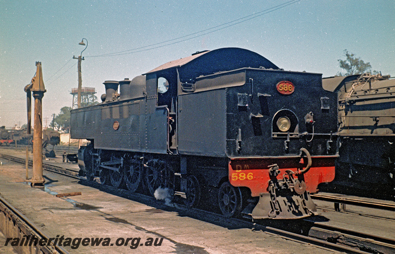 P24169
DM class 586, water crane, water tower, Midland, ER line, side and rear view
